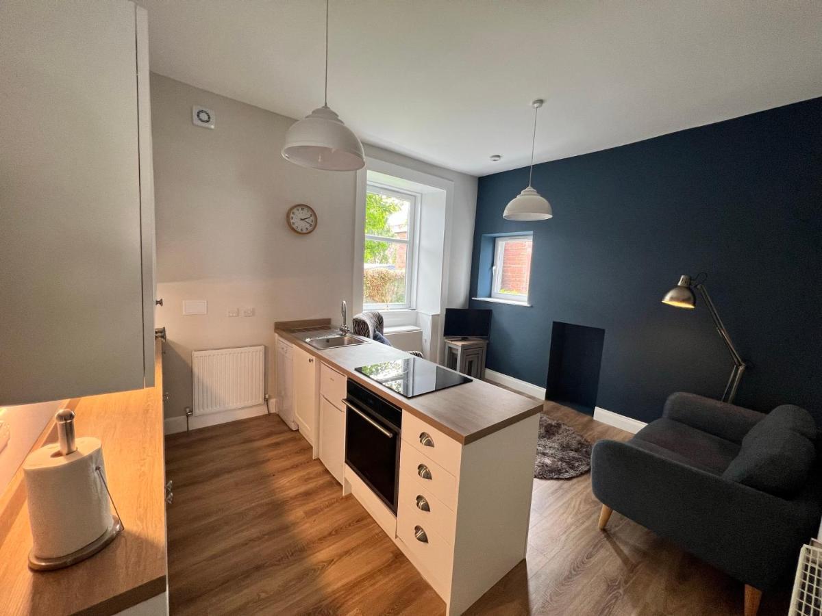 Number 79, Cosy Central Helensburgh 1 Bedroom, Ground Floor Pet Friendly, Garden Екстер'єр фото